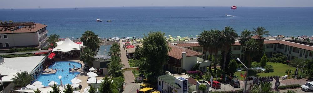 Delfino Apart Hotel 阿拉尼亚 外观 照片